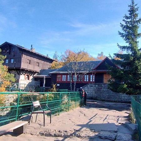 Róża Sudetów Acomodação com café da manhã Duszniki Zdrój Exterior foto